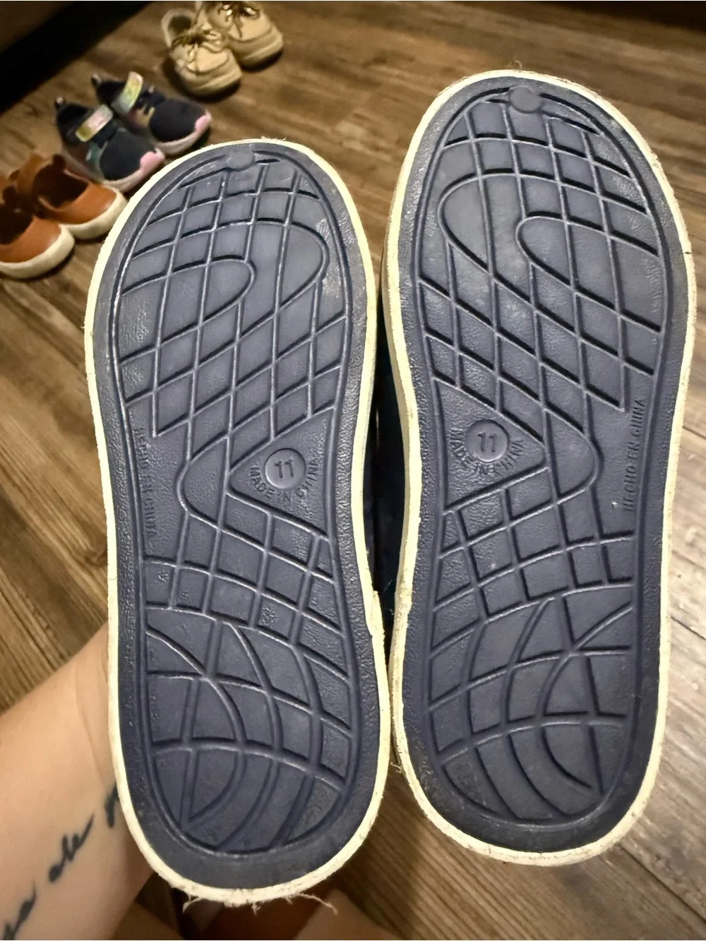 Old Navy Navy and White Kids Slip-On Water Shoes